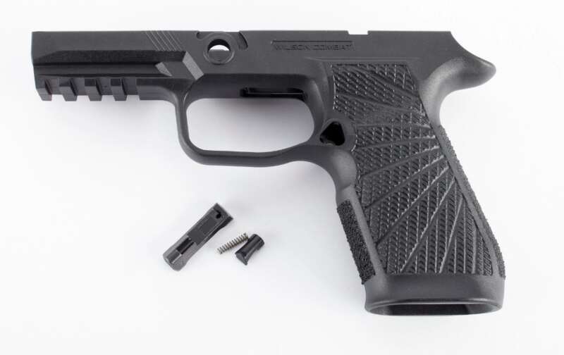 WILSON COMBAT GRIP MOD WCP320 CARRY BLK